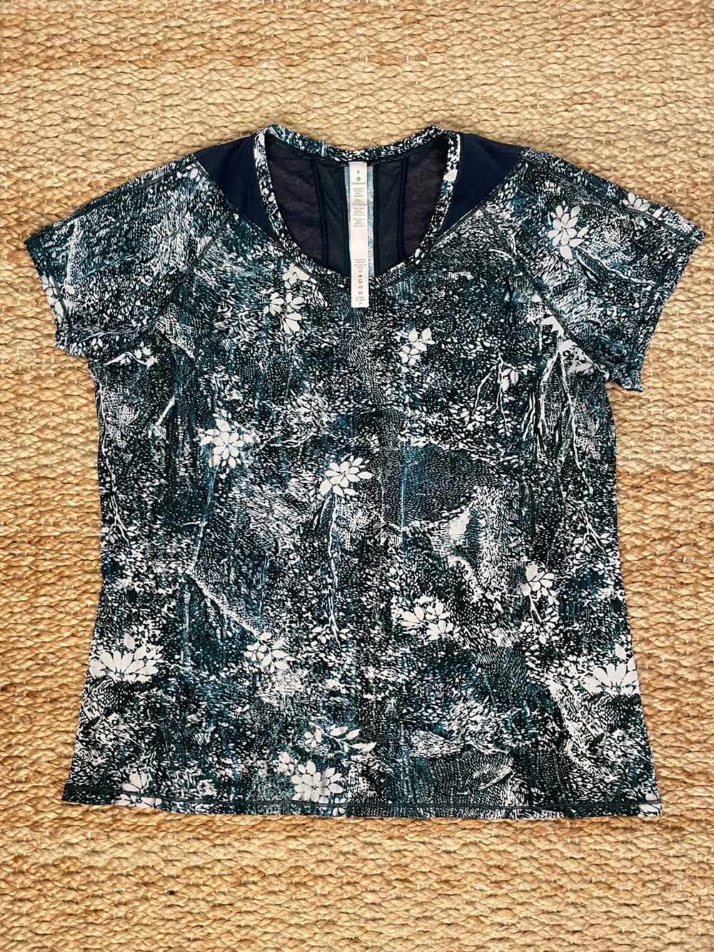 lululemon Seek the Heat Short Sleeve Top Wildwood White Multi Teal Size 8